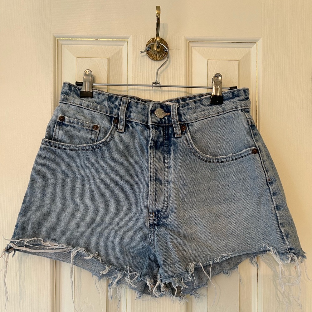 Zara Blue Denim High-Waisted Women Shorts Frayed Hem